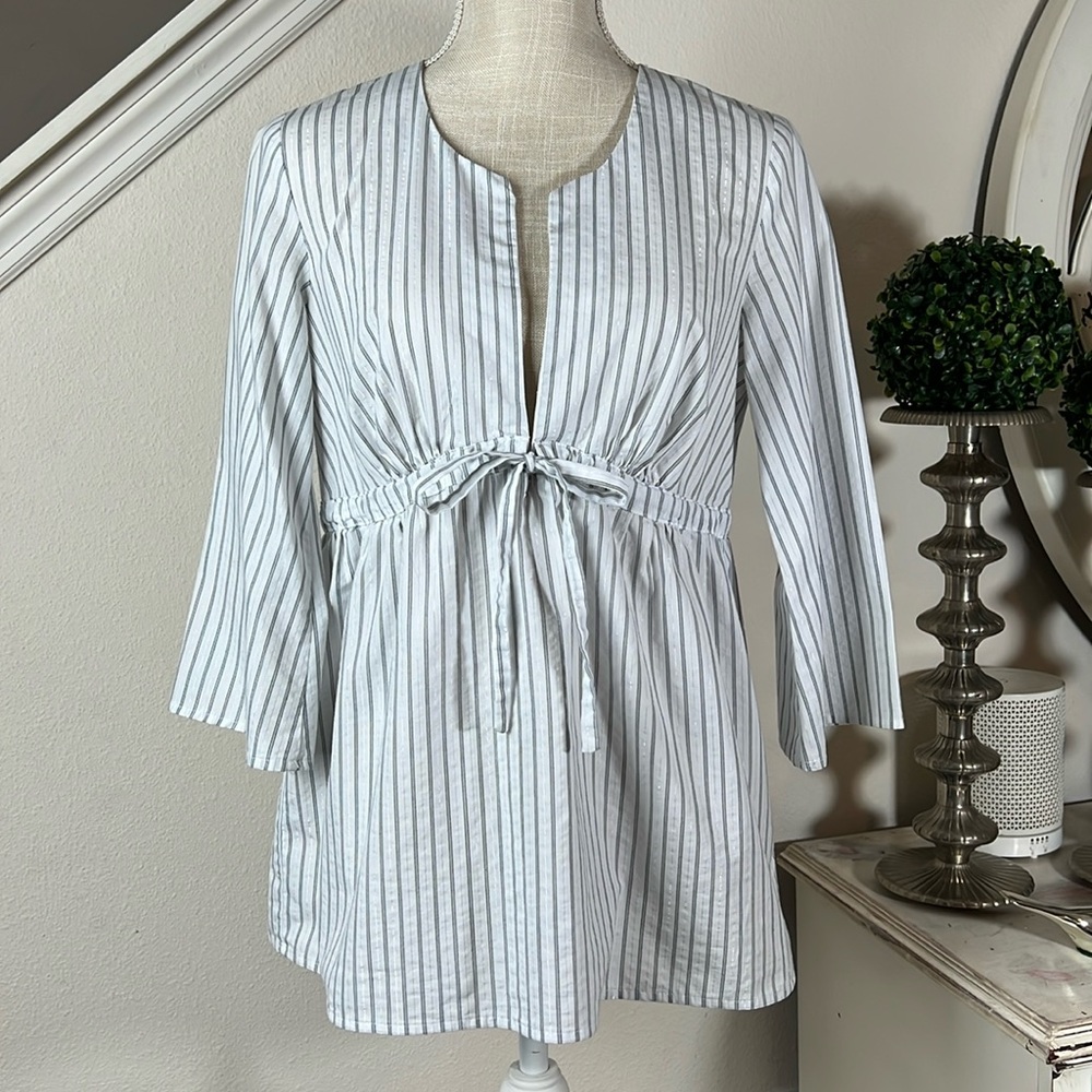 Sami & Jo S White Striped Open Front Blouse